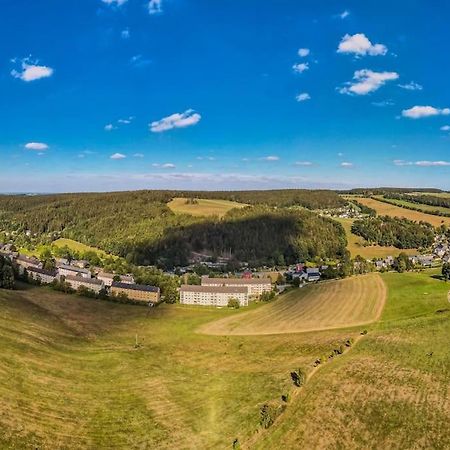 Franzis Feriendomizil Im Herzgebirge Am Skihang Auerbach  外观 照片