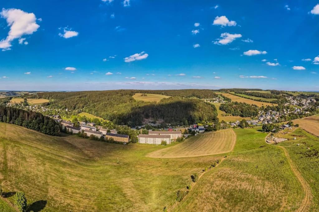 Franzis Feriendomizil Im Herzgebirge Am Skihang Auerbach  外观 照片